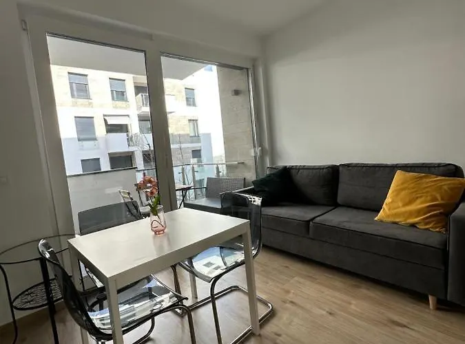 A 212, Apartments In The Heart Of Budapest