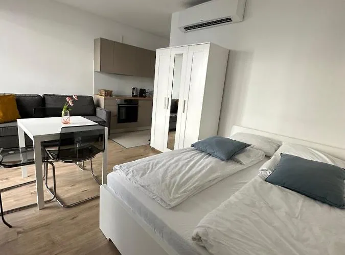 A 212, Apartments In The Heart Of Budapest